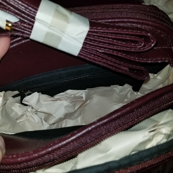Vittoria Purse Genuine Leather Maroon/Burgundy Satchel Bag New with Tags - Picture 4 of 11